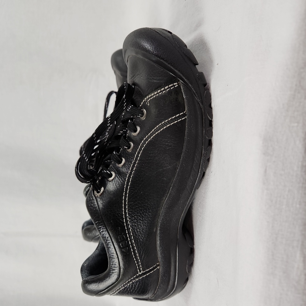 Keen Women Black Leather Shoes